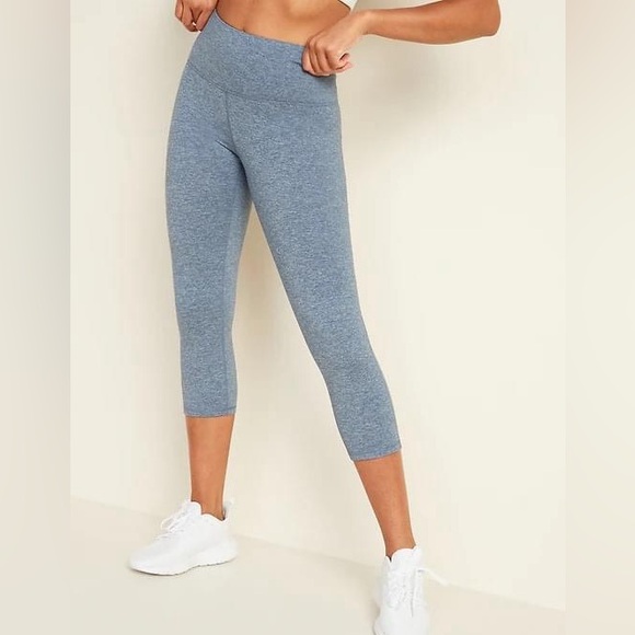 2 Pair of Old Navy High-Waisted Elevate CozeCore Crop Leggings for Women - Picture 8 of 13